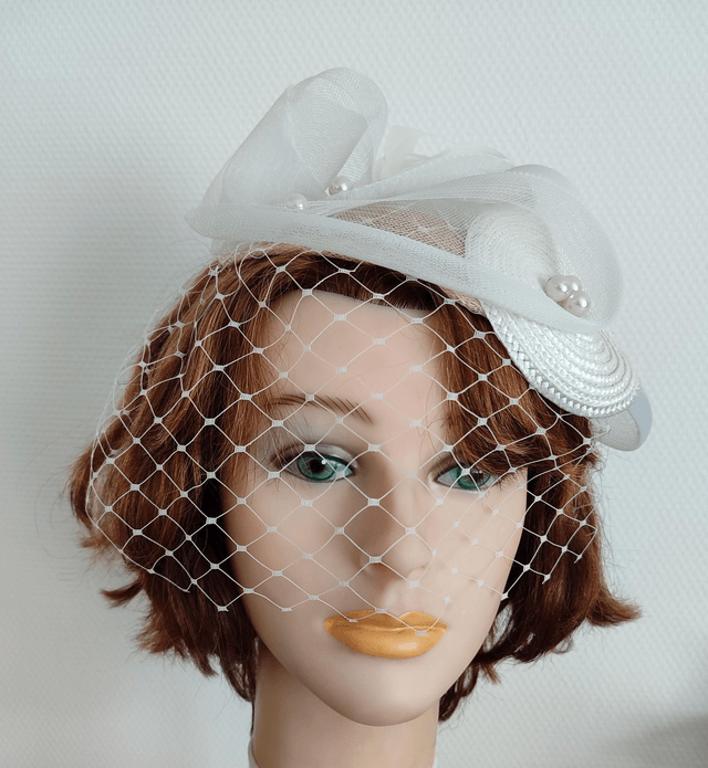 bibi blanc pour mariée avec voilette